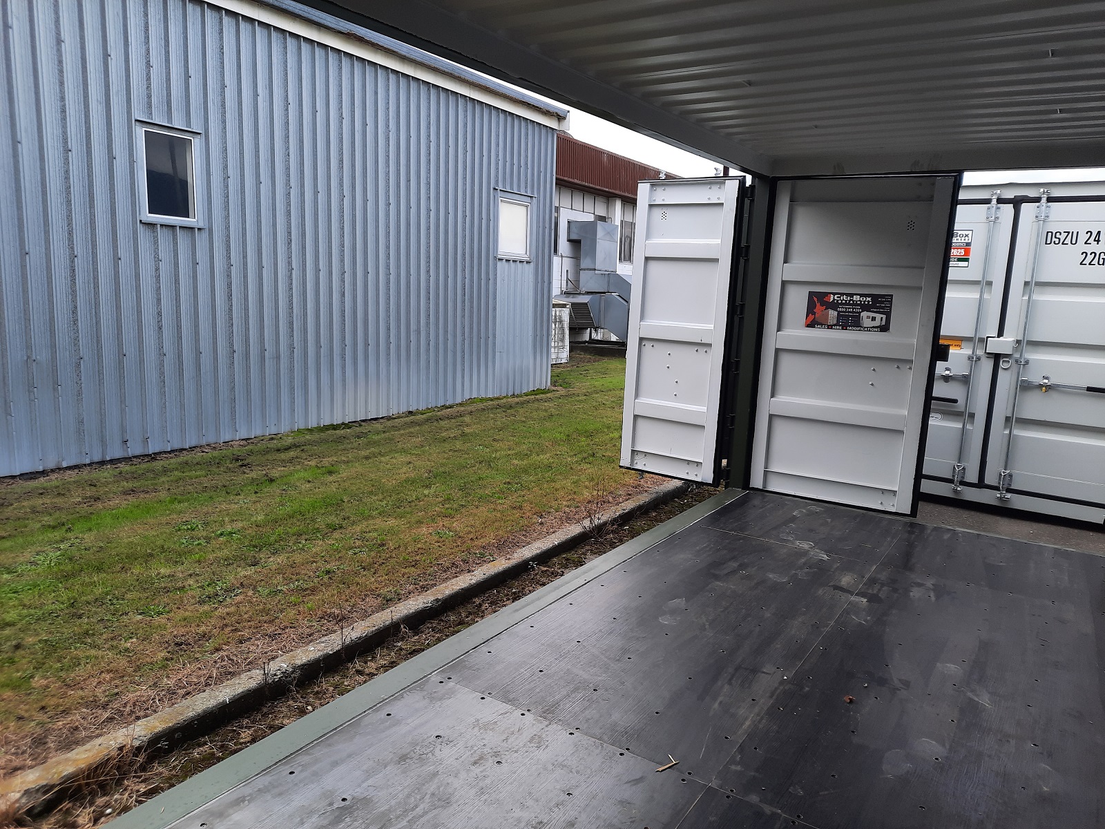 20′ OPEN SIDE CONTAINER - Image 8