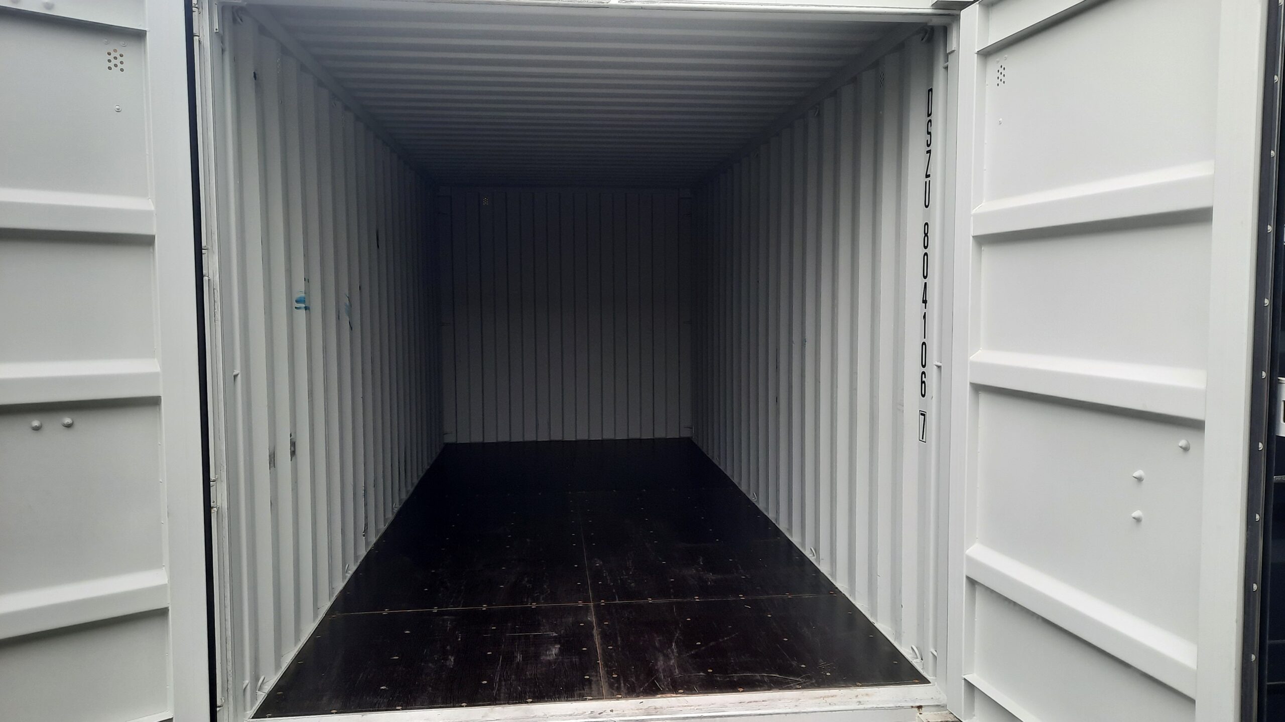 20' CONTAINER - LIGHT GREY - Image 4